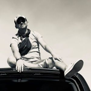 Meet your Posher, Elliot